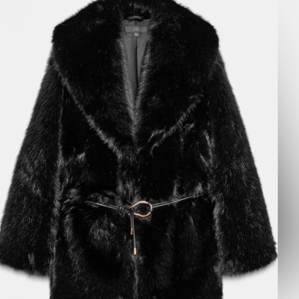 Zara Luxurious Black Faux Fur Coat